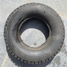 Dunlop 400-8 6Ply Tyre