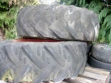 jcb 3 leyland rear wheels and